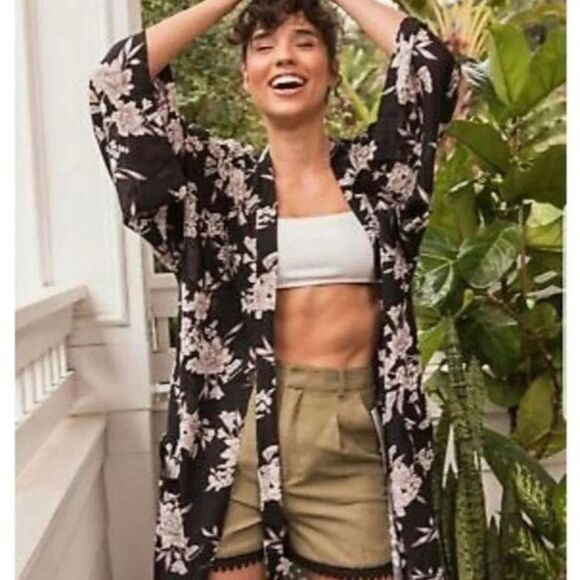 Spiritual Gangster Pool Wrap Kimono Coverup - Picture 4 of 13